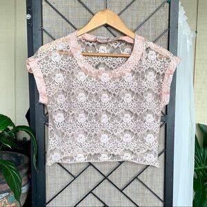 Forever 21 Pink Lace Short Sleeve Shirt Small